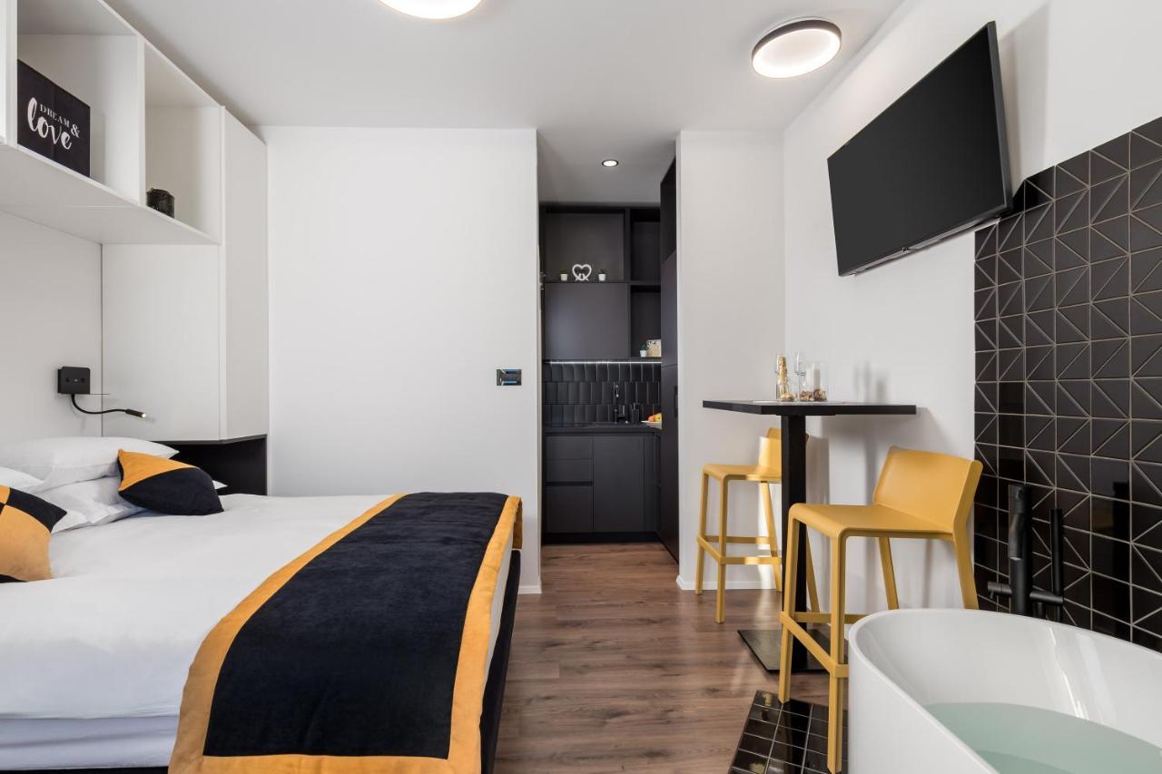 Apartmani Artqart Fiume Esterno foto